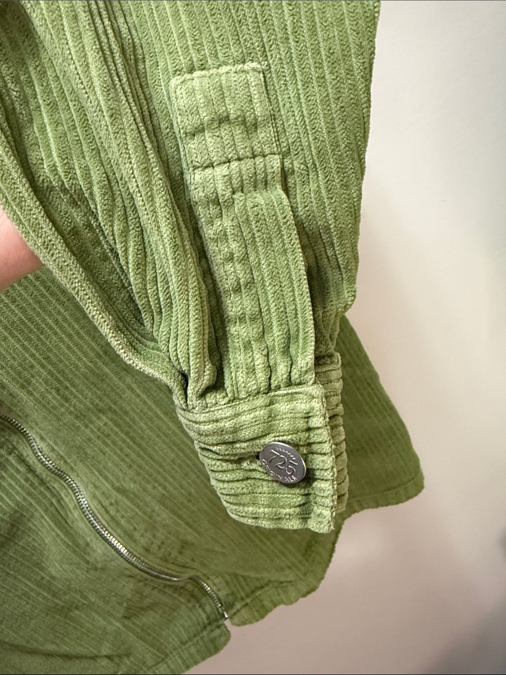 725 Originals Vintage Women’s Olive Green Corduroy Zip Shirt Jacket Size Small - Picture 7 of 13